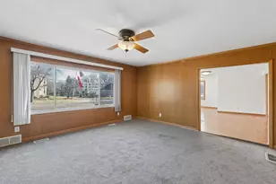 302 Benton St, Anoka, MN 55303 - Photo 15
