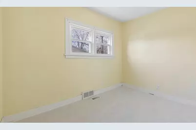 302 Benton Street, Anoka, MN 55303 - Photo 21