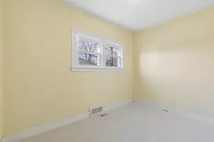 302 Benton St, Anoka, MN 55303 - Photo 21