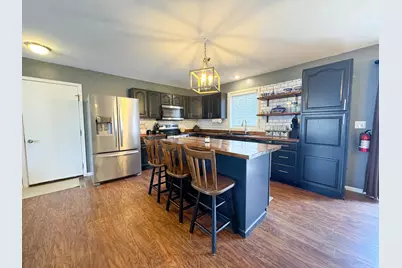 305 3rd Street NW, Rothsay, MN 56579 - Photo 5