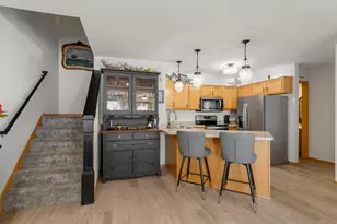 8671 Quarry Ridge Ln, Woodbury, MN 55125 - Photo 11