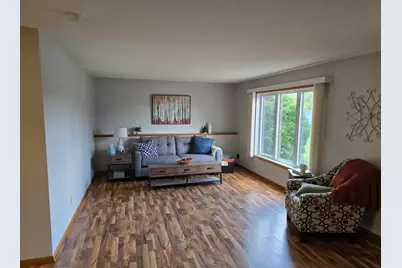 1102 Park Street W #4, Cannon Falls, MN 55009 - Photo 5