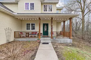 308 S Glover Rd, River Falls, WI 54022 - Photo 5