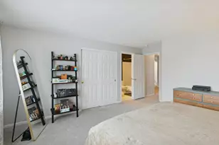 2216 Water Lilly Ln, Eagan, MN 55122 - Photo 13