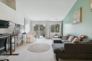 2216 Water Lilly Ln, Eagan, MN 55122 - Photo 3