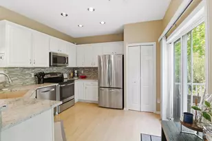 8852 Brunell Way, Inver Grove Heights, MN 55076 - Photo 7