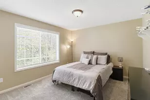 8852 Brunell Way, Inver Grove Heights, MN 55076 - Photo 19