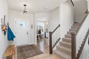 9055 Lakeside Dr, Victoria, MN 55386 - Photo 5