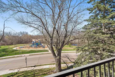 4401 Parklawn Avenue #301W, Edina, MN 55435 - Photo 11