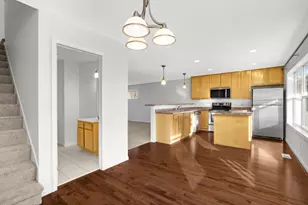 1669 Arona St, Falcon Heights, MN 55108 - Photo 9