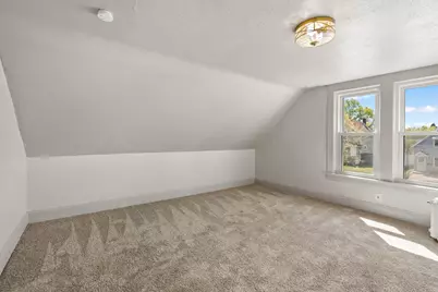 47 Lawson Avenue W, Saint Paul, MN 55117 - Photo 9