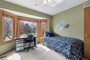 675 Bridle Ridge Cir, Eagan, MN 55123 - Photo 21
