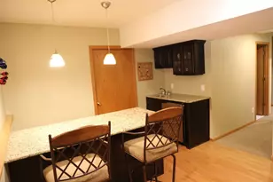 675 Bridle Ridge Cir, Eagan, MN 55123 - Photo 27