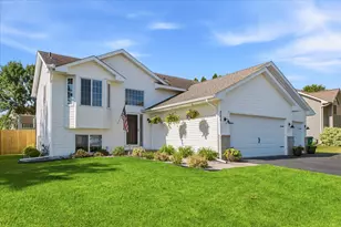 226 Quail Dr, Montrose, MN 55363 - Photo 1