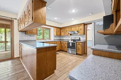 7910 Lower 139th Court, Apple Valley, MN 55124 - Photo 19