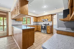 7910 Lower 139th Ct, Apple Valley, MN 55124 - Photo 19