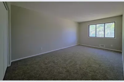 4710 Lenore Lane, Eagan, MN 55122 - Photo 11