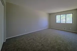 4710 Lenore Ln, Eagan, MN 55122 - Photo 11