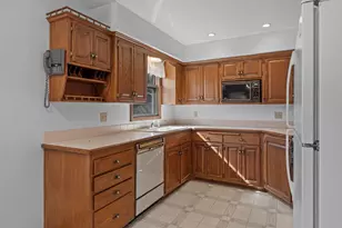 5251 Quebec Ave N, New Hope, MN 55428 - Photo 7
