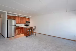 329 Geneva Ave N, Oakdale, MN 55128 - Photo 7