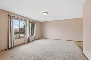 1057 Tamarack Ln, Lino Lakes, MN 55014 - Photo 5