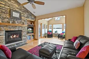 206 Stonebridge Ln, Saint Paul, MN 55118 - Photo 13