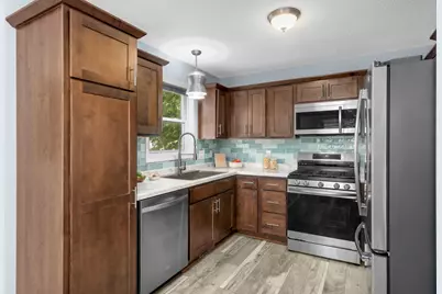 4011 5th Street NE, Columbia Heights, MN 55421 - Photo 9
