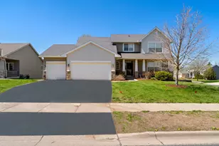 924 Ivy Hills Rd, Belle Plaine, MN 56011 - Photo 1