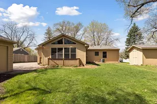 3100 Noble Ave N, Golden Valley, MN 55422 - Photo 35