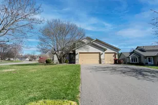 290 Pendryn Hill Overlook, Woodbury, MN 55125 - Photo 5