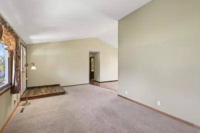 7910 W Park Hills Drive, Bloomington, MN 55438 - Photo 7