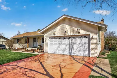 7910 W Park Hills Drive, Bloomington, MN 55438 - Photo 3