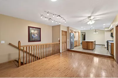 7910 W Park Hills Drive, Bloomington, MN 55438 - Photo 17