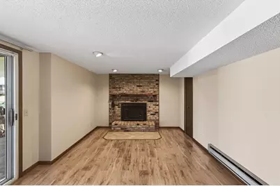 7910 W Park Hills Drive, Bloomington, MN 55438 - Photo 25