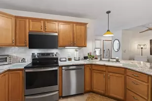 836 Roundhouse St, Shakopee, MN 55379 - Photo 9