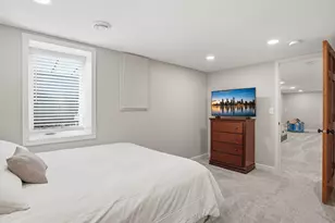 11016 Ewing Ave S, Bloomington, MN 55431 - Photo 27