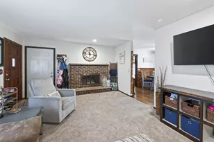 762 113th Cir NE, Blaine, MN 55434 - Photo 7