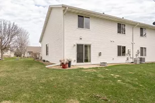 1507 Dublin Ct, Shakopee, MN 55379 - Photo 25