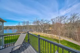 1037 Oakwood Ct, Newport, MN 55055 - Photo 3