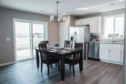 666 47th Avenue NE, Saint Cloud, MN 56304 - Photo 3