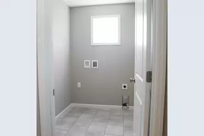 666 47th Avenue NE, Saint Cloud, MN 56304 - Photo 7