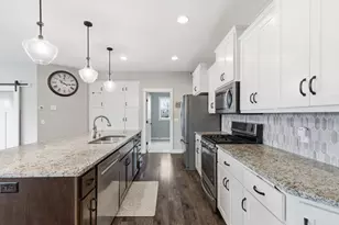 12430 Alder St NW, Coon Rapids, MN 55448 - Photo 13