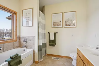 29411 Morningside Court, Lindstrom, MN 55045 - Photo 55