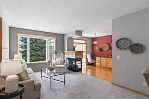 1009 Victoria Grns Blvd, Victoria, MN 55386 - Photo 5