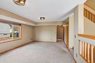 1017 Larch St, Farmington, MN 55024 - Photo 9