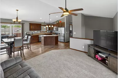 401 Fischer Street NW, Montgomery, MN 56069 - Photo 9