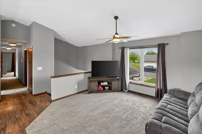 401 Fischer Street NW, Montgomery, MN 56069 - Photo 7
