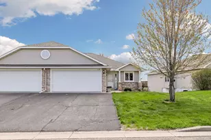 1136 Highpoint Ct, New Richmond, WI 54017 - Photo 1