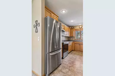 1136 Highpoint Court #33A, New Richmond, WI 54017 - Photo 31
