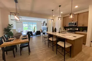 13784 Hollybrook Cir, Apple Valley, MN 55124 - Photo 3